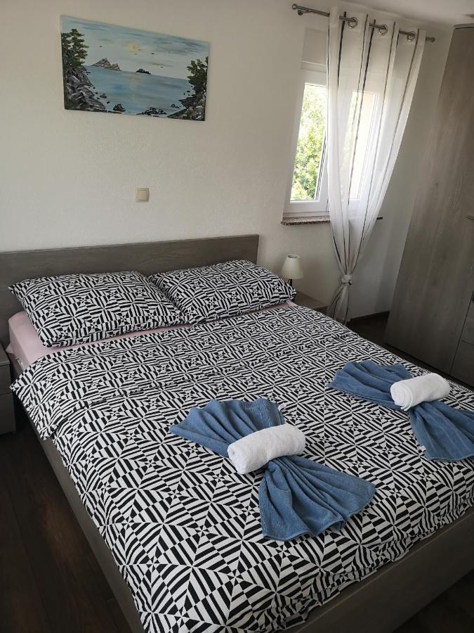 Apartmani Manda 奥米沙利 外观 照片