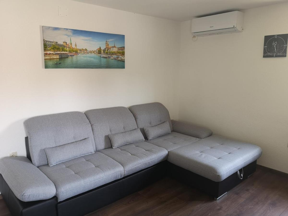 Apartmani Manda 奥米沙利 外观 照片
